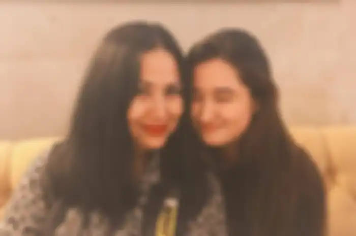 Kecantikan putrinya disebut mirip Kareena Kapoor, inilah sosok mantan suami bule Titi DJ yang wariskan wajah bule pada Stephanie Poetri