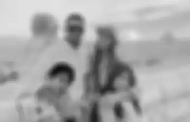 Di Tengah Liburannya ke Mesir, Tania Nadira Bagikan Kabar Duka, Mantan Istri Tommy Kurniawan Bak Punya Firasat: Luar Biasa Berat...