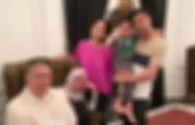 Hubungan Nagita Slavina dengan Ayah Tiri Terkuak ke Publik, Istri Raffi Ahmad Ternyata Dipanggil Begini, Netizen: Ya Ampun