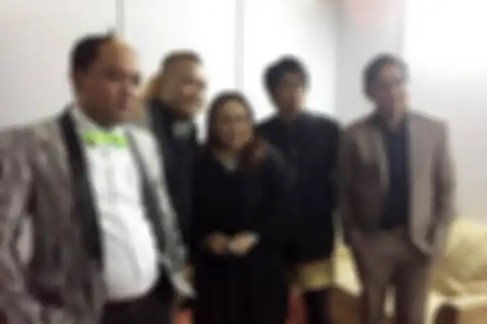 Para komedian pemain Opera van Java