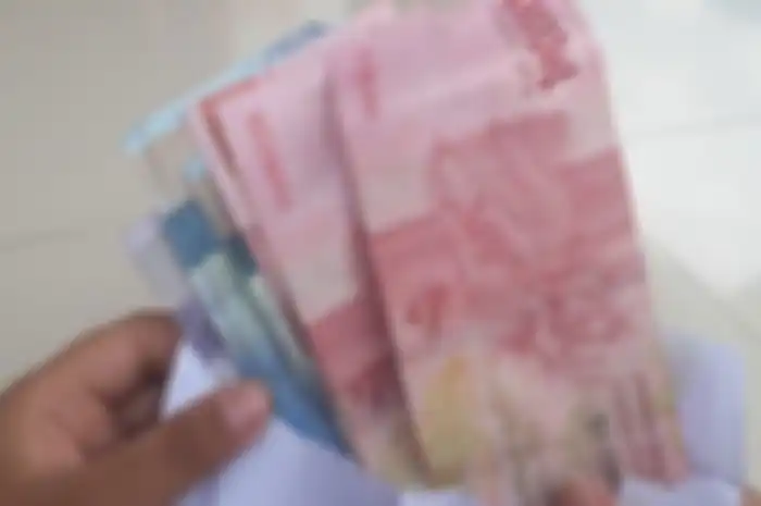 Waduh BLT subsidi gaji Rp 600 ribu tahap ke-2 batal ditransfer sesuai jadwal, catat jadwal pencairan terbarunya nih.