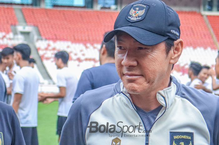 Pelatih timnas Indonesia, Shin Tae-yong masih perlu diuji PSSI sebelum perpanjangan kontrak.