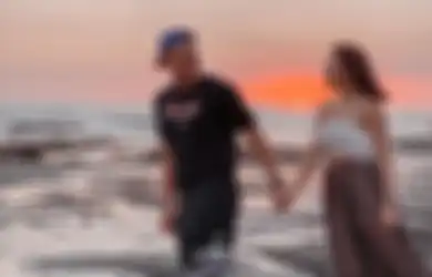 Foto Gisel dengan Kutipan Ayat Kitab Suci Jadi Pesan Buat Wijin, Ibunda Gempi Blak-blakan Benci Kebiasaan Kekasihnya Saat Mabuk Cinta