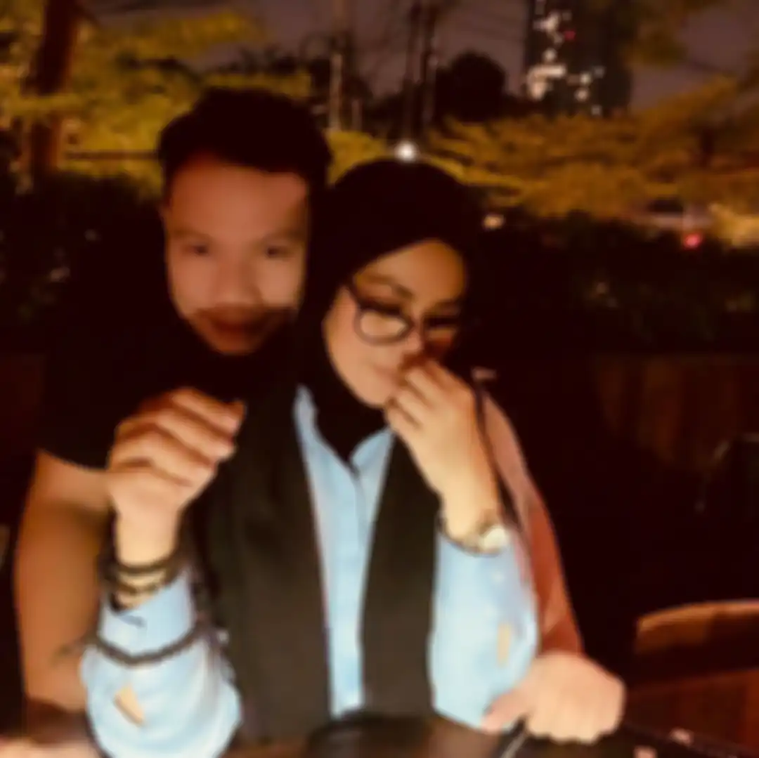 Vicky Prasetyo dan Sarita Abdul Mukti