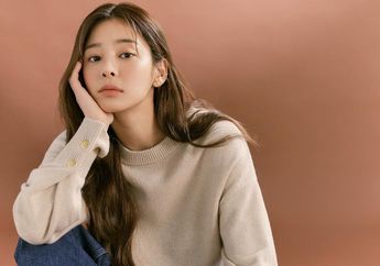 Gaya Seol In Ah Pemeran Drama Korea A Business Proposal Tampil Jadi Cewek Mamba saat Pertama Kali Datang ke Indonesia