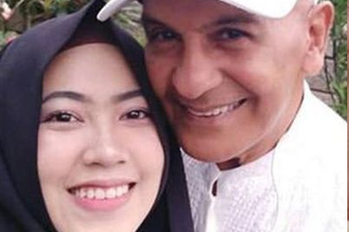 Mark Sungkar dan Santi