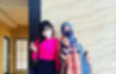Usai Resmi Bercerai dari Kiwil, Rohimah Pamer Foto Bareng Eva Belisima, Sudah Baikan?