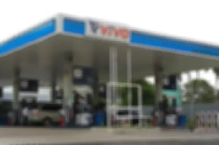 Harga bensin SPBU VIVO ternyata terjangkau, mereka menjualnya dengan harga yang bersaing dengan Pertamax milik Pertamina.