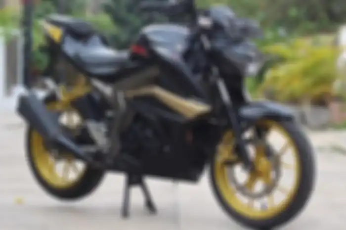 Tampilan GSX-S150 dengan half fairing.