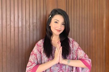 Hadiri Pernikahan Mantan Istri Tommy Kurniawan, Penampilan Tsania Marwa Curi Perhatian