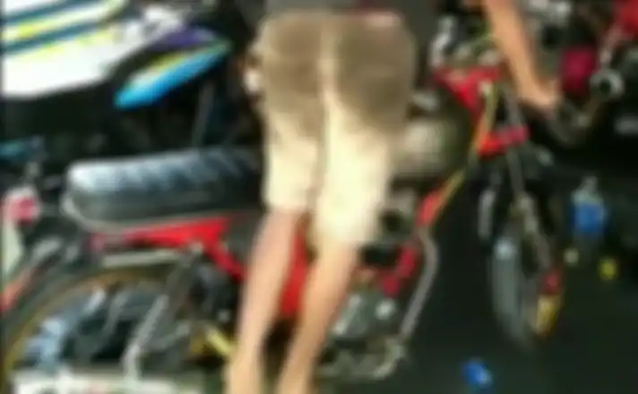 Honda CB susah distart? Mungkin pistonnya macet dan disarankan ganti oli secara berkala