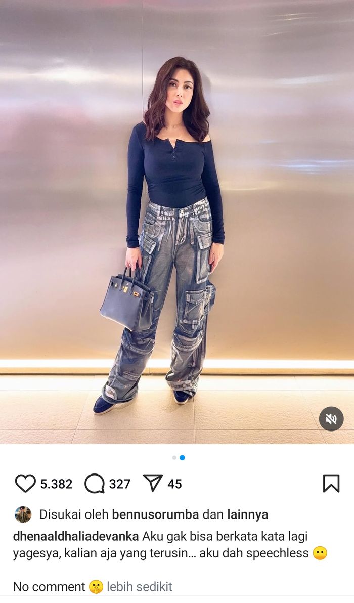 Unggahan Dhena Devanka.