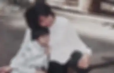 Quiz Cewek: Tebak Nama Seleb Cewek Lewat Foto Masa Kecil (Bagian 1)
