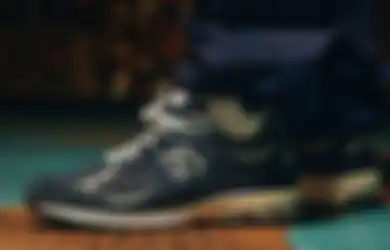 Koleksi N.HOOLYWOOD x INVINCIBLE x New Balance Hadirkan Sneaker 2002R!