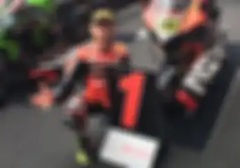 Sempat Disenggol Dan Melorot, Bautista Juara Race 1 WSBK Thailand