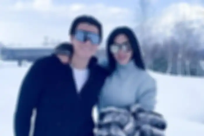 Reino Barack dan Syahrini