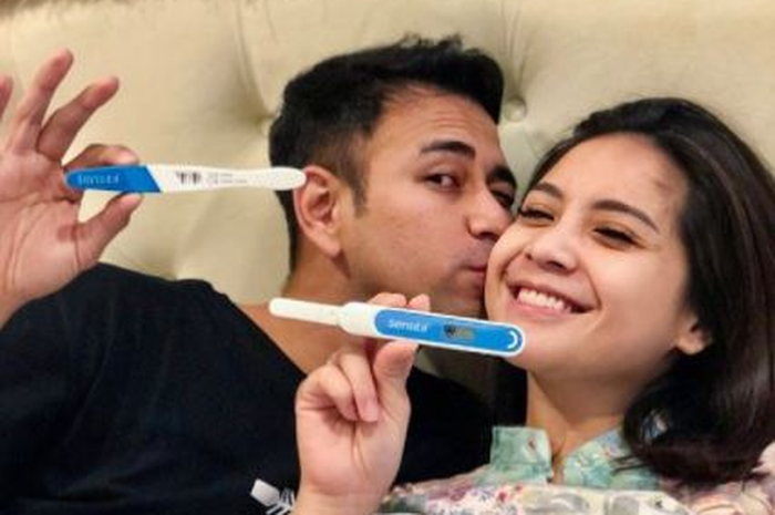 Raffi Ahmad dan Nagita Slavina saat umumkan kehamilan anak kedua