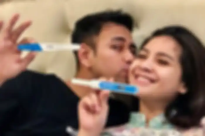 Raffi Ahmad dan Nagita Slavina saat umumkan kehamilan anak kedua