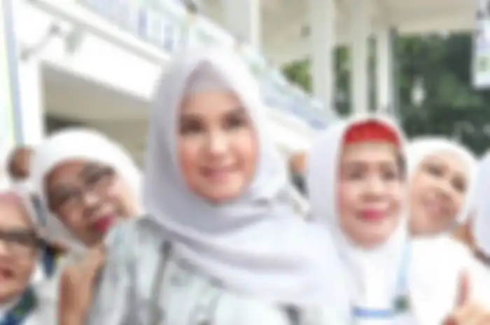 Annisa Pohan ajak ibu-ibu pengajian