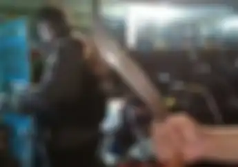 Video Tiga Pemuda Gemetaran Ditegur Tim Raimas Backbone, Naik Motor Bawa-bawa Golok