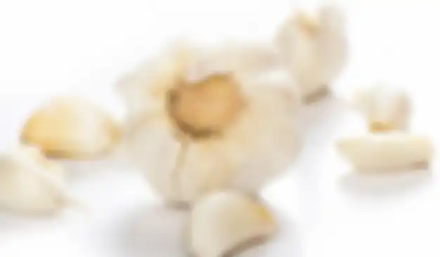 Manfaat meletakkan bawang putih di bawah bantal