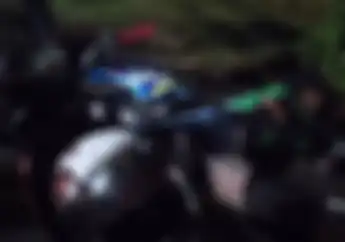 Kawasan Monas Mendadak Ramai, Suzuki GSX-R150 Hajar Driver Ojol, Tulang Tangan Korban Bergeser
