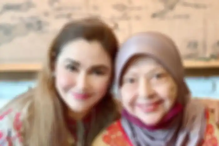 Ternyata wasiat ini yang membuat Nia Zulkarnaen pilih memakamkan Mieke Wijaya 1 liang lahat dengan Dicky Zulkarnaen