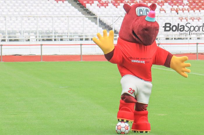 Maskot Piala Dunia U-20 2023 bernama Bacuya di Stadion Gelora Bung Karno, Senayan, Jakarta, 9 Februari 2023.