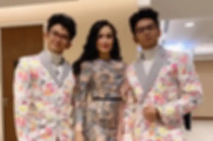 Ucap Terima Kasih, Rizki Ridho D'Academy Rela Rogoh Kocek Dalam-dalam Demi Beri Hadiah Istimewa untuk Iis Dahlia, Ivan Gunawan: Jangan Dijual Mah