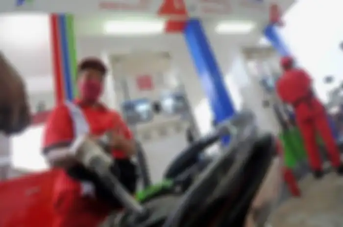  Ramai wacana Pertamina akan menghapus bensin Pertalite tahun 2024 ini penggantinya sudah disiapkan  yakni Pertamax Green 92 yang dijual Rp 13.900 per liter.