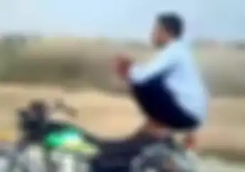 Jangan Tiru Kelakuan Biker Zaman Old Ini, Kalian Enggak Kuat!