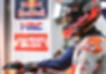 Manajer Suzuki MotoGP Livio Suppo Sampai Heran Honda Izinkan Marc Marquez Balapan Usai Cedera