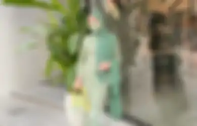 5 Inspirasi Outfit Hijab Warna Sage Green Untuk Kondangan, Yuk Coba