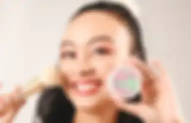 5 Bahaya Pakai Alat Makeup yang Kotor Bikin Kulit Infeksi dan Iritasi