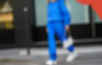 Tiru 5 Ide Outfit Pakai Sweatpants Ini Biar Kelihatan Lebih Modis!