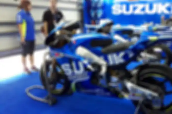 Tim Suzuki Ecstar