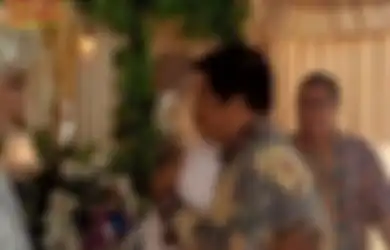 Kepiluan Komedian Temon, Peluk Putra yang 20 Tahun Tak Pernah Dijenguknya Barang Sekali pun: 'Maafin Papa, Papa Nggak Bisa Ngomong Lagi'