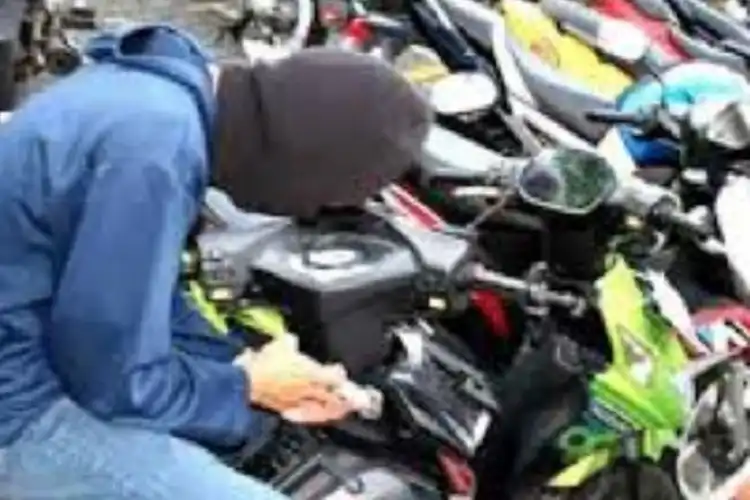 Disergap di Jembatan Suramadu Maling Motor Gak Berkutik, Curiga dari Pelat Nomor