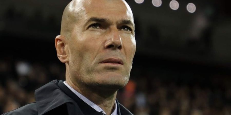 Cukup Tiga Kata, Zinedine Zidane Tolak Tawaran Manchester United