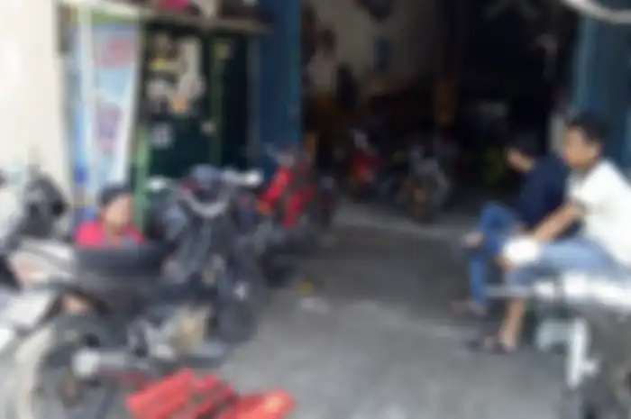 Rully Motor Sport, bengkel spesialis Satria F di bilangan Pondok Bambu, Jakarta Timur