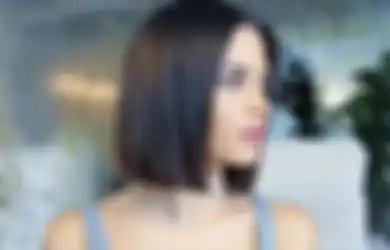 Wajib Dicoba! Tren Gaya Rambut 'Glass Hair' yang Stylish dan Edgy