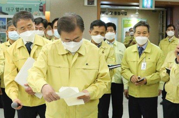 Bagaimana kunci sukses Korea Selatan mencapai penurunan jumlah kasus tersebut cukup menimbulkan rasa penasaran