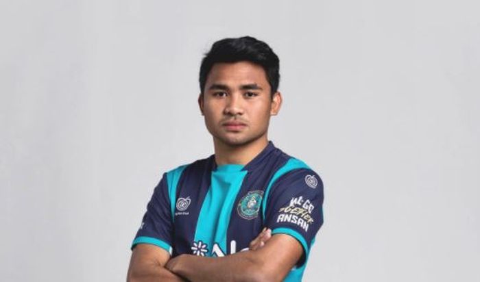 Pemain timnas Indonesia, Asnawi Mangkualam siap menyongsong musim 2022 bersama Ansan Greeners dengan posisi dan nomor punggung baru.