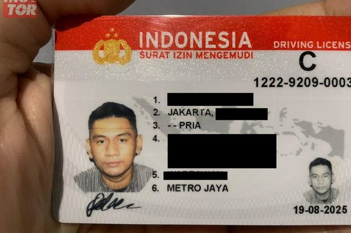 Ilustrasi SIM. Perpanjang SIM Online Lewat HP Berlaku Minggu Depan, Nih Tanggalnya