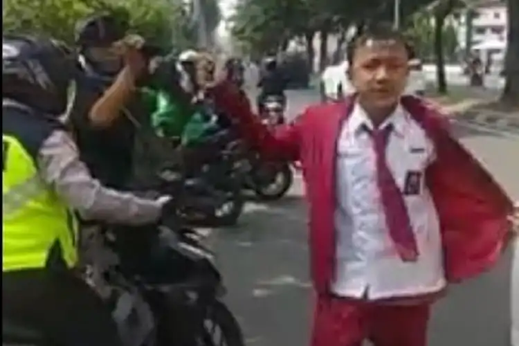 Viral Video Pelajar SMK Ngamuk dan Nekat Melawan Polisi Saat Razia, Begini Kelanjutan Kasusnya