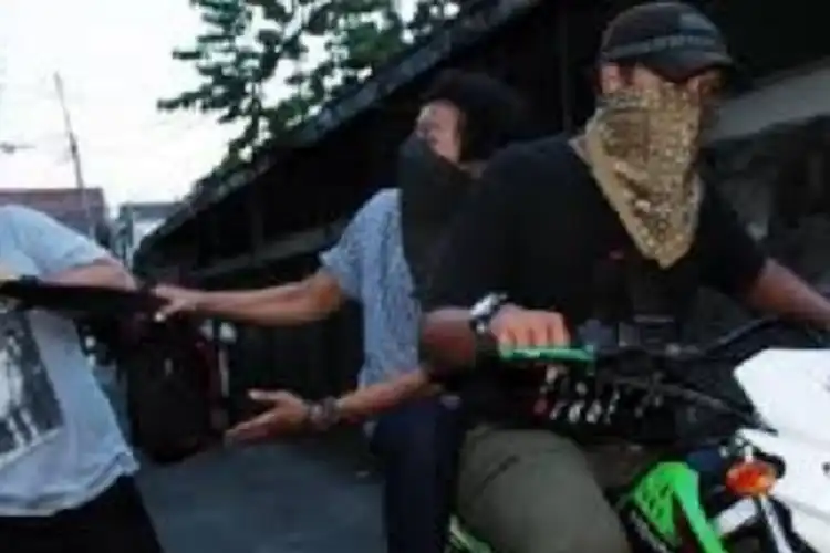  Pengakuan Pelaku Jambret, Pemotor yang Seperti Ini Jadi Sasaran Empuk dan Jarang Melawan
