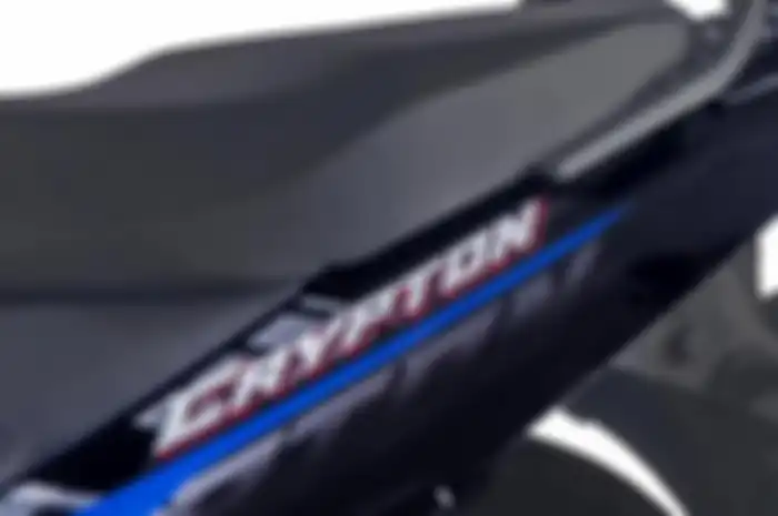 Yamaha Crypton ternyata masih dijual tapi harganya hampir setara banderol motor matic Yamaha XMAX.