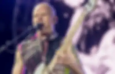 Bassist Red Hot Chili Peppers Rilis Podcast Tentang Perjalanan Musik
