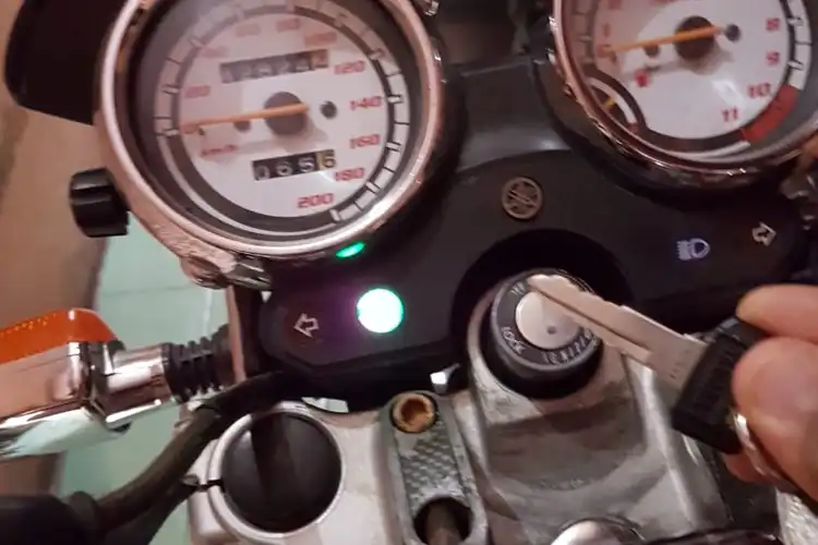 Anak Kunci Motor Gampang Copot Saat Kontak di Posisi On? Tenang, Solusinya Cuma Rp 15 Ribuan