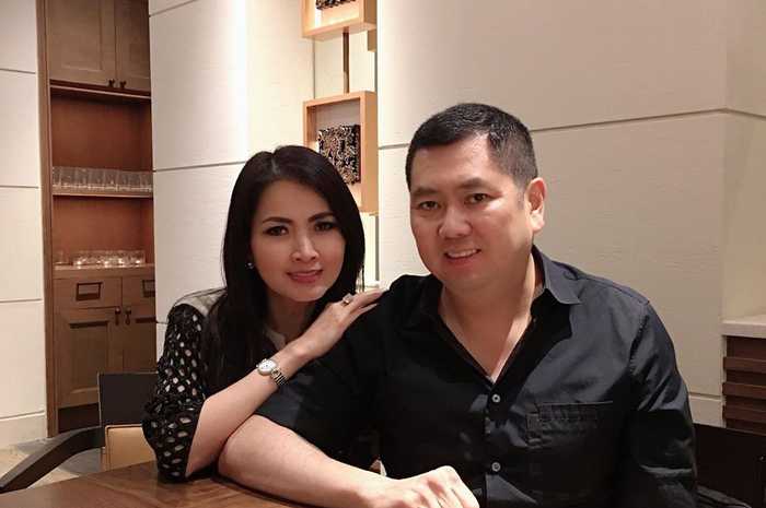  Liliana Tanoesoedibjo dan Hary Tanoesoedibjo